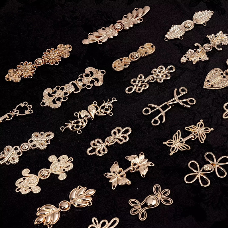 Flower Frog Pin - 5 個レトロ金属ボタンセーターカーディガンクリップ縫製クラフトアヒルクリップピンセータースカーフクラスプ接続バックルアクセサリー