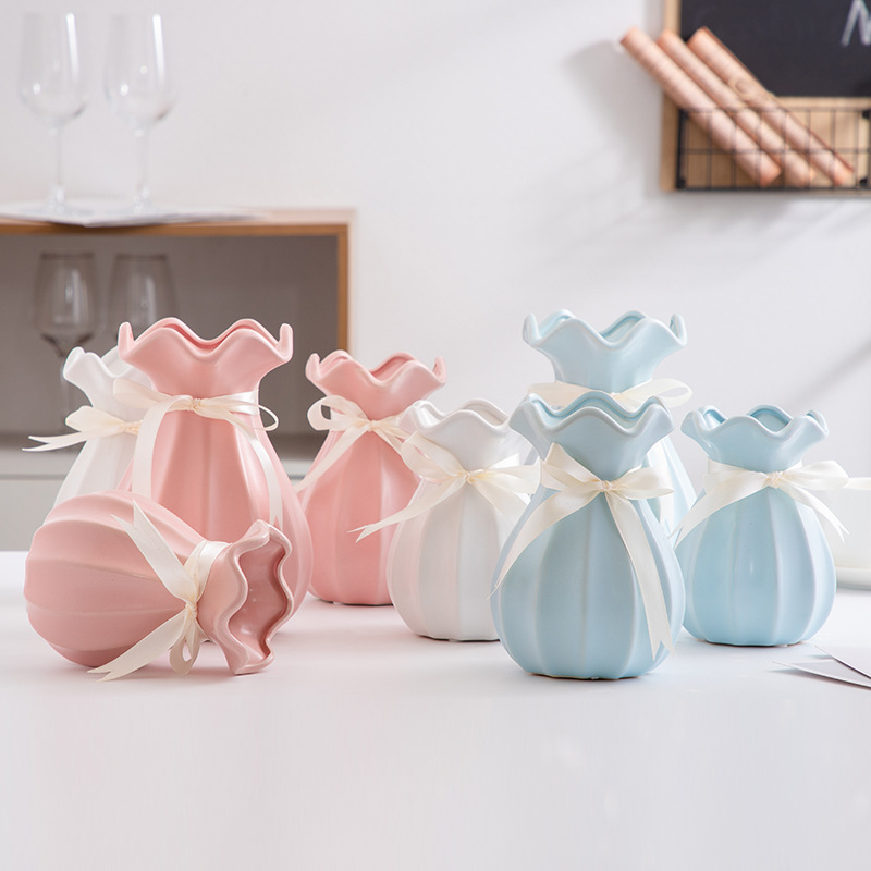 ミニマリスト北欧風セラミック花瓶、水を入れるタイプの花瓶、花 - Florist Supply Store のレビューと価格