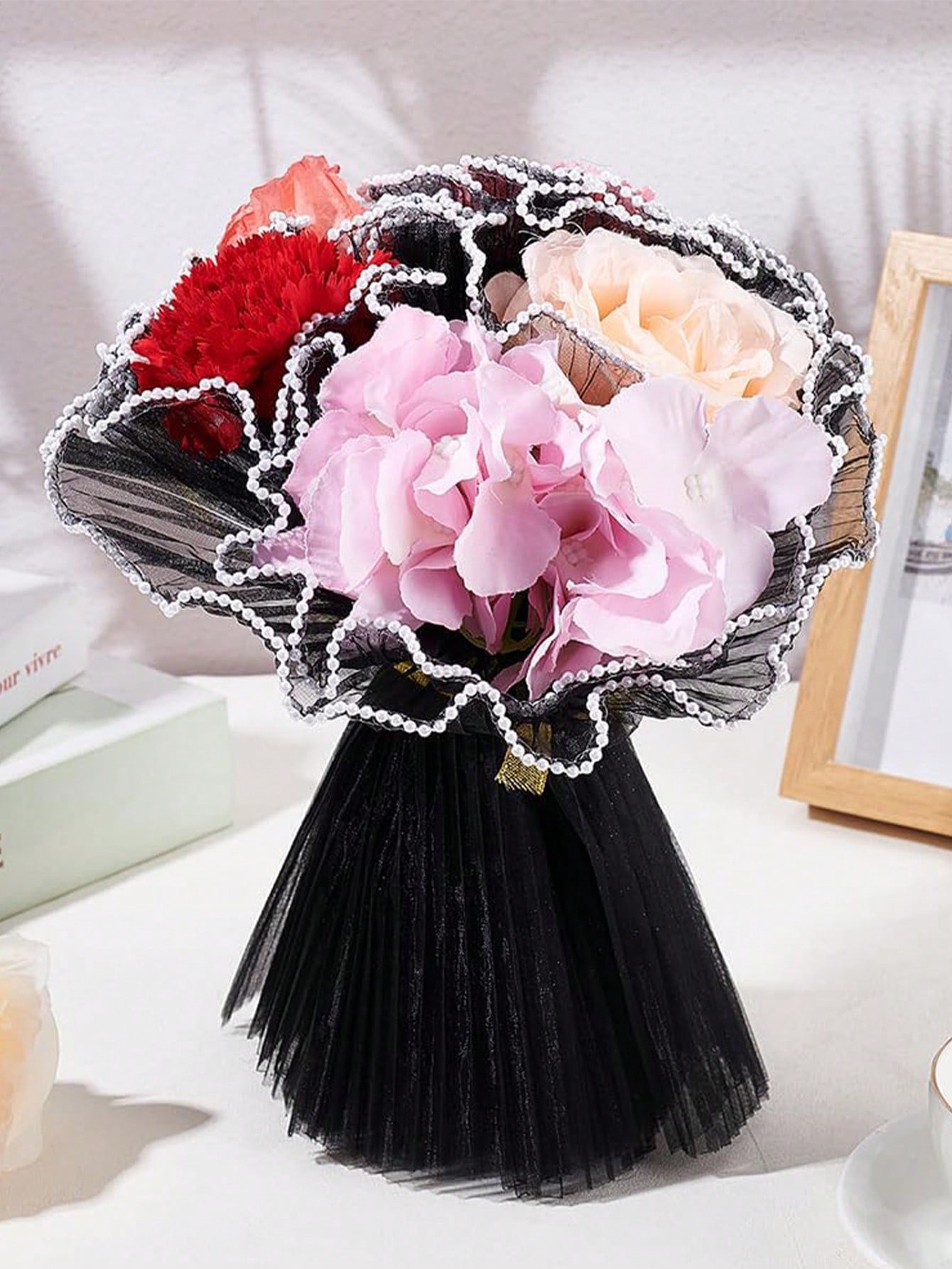 4ヤードフェイクパールエッジフラワーラッピングメッシュペーパ - The Florist Supply のレビューと価格